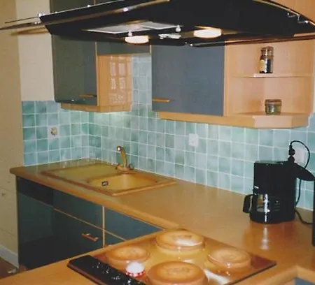 2 Pieces Pieds Dans L'eau 56m2 Et Loggia 16m2 Daire