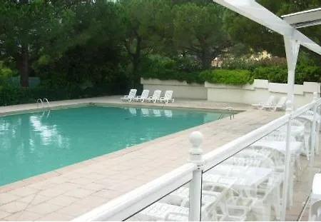 2 Pieces Pieds Dans L'eau 56m2 Et Loggia 16m2 Mandelieu